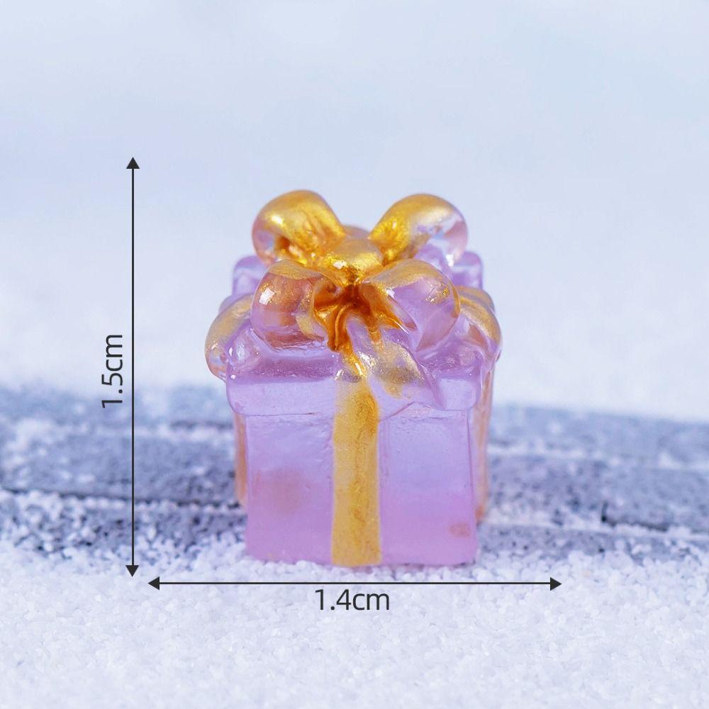 6 Stück Mikrolandschaft Weihnachten Leuchtende Geschenkbox Mini Harz Leuchtende Geschenkbox Figuren Niedliche DIY Bastelarbeiten Auto Kleine Ornamente