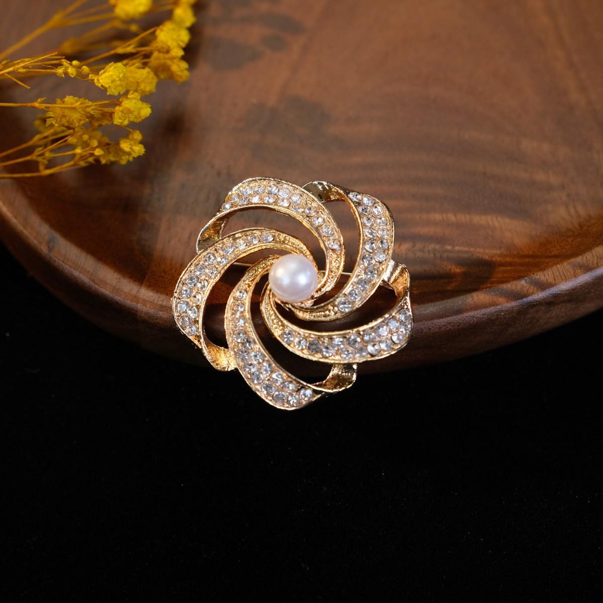 

Роскошная корейская брошь-корсет с сияющими бриллиантами – Простая, модная ювелирная булавка