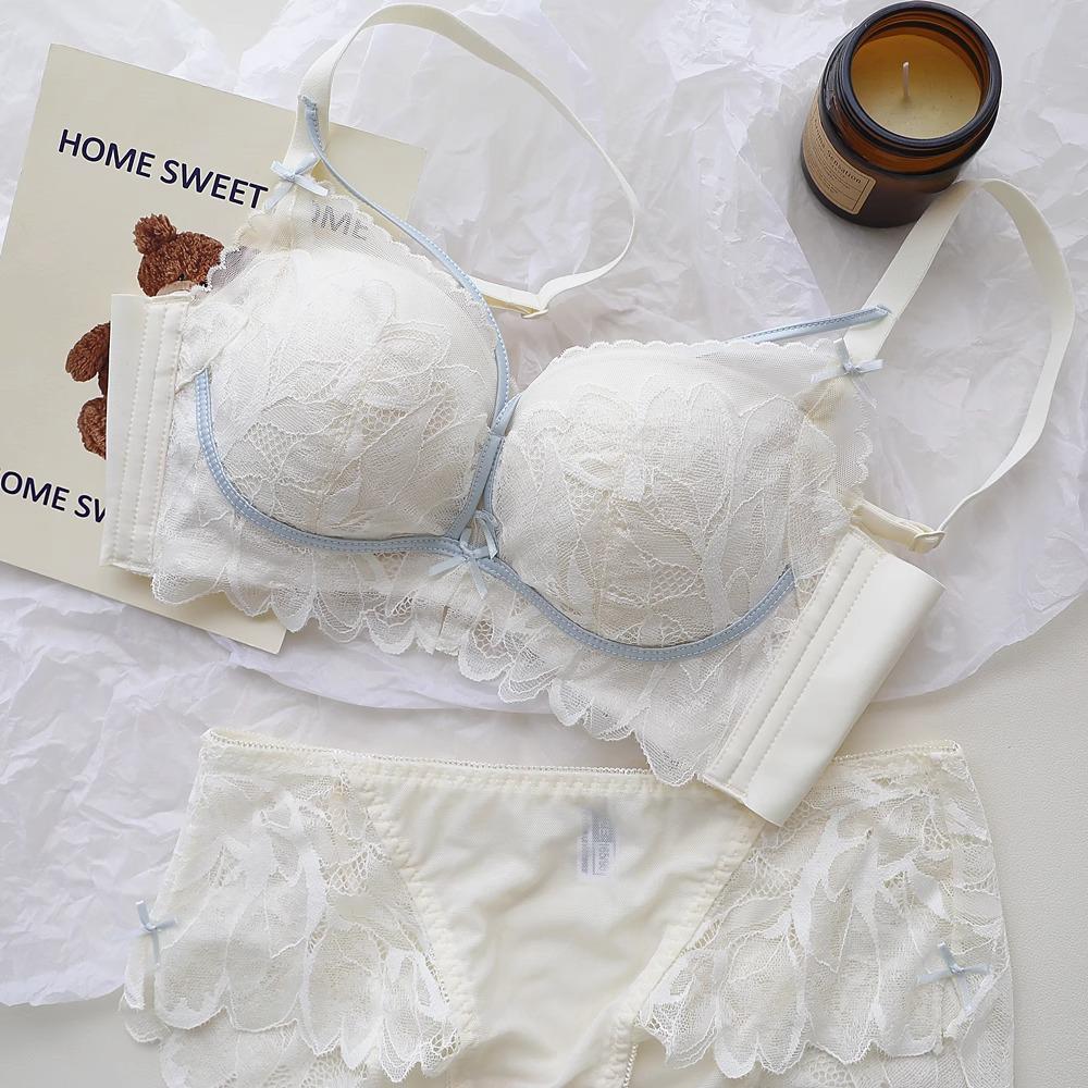 French Garden Lace Push-Up Wire-Free Bra Set for Small Busts
