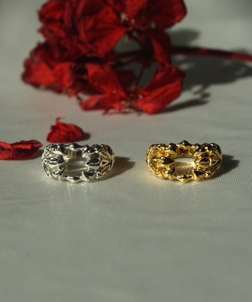 Bizarre Jewelry Angst Blüte Ring