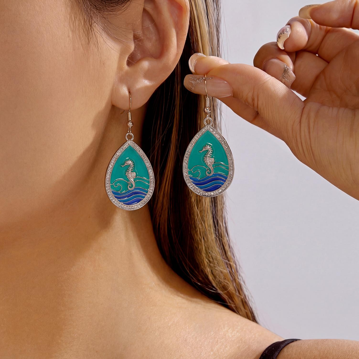 

Ocean Style Zircon Lotus Flower Dangle Earrings for Women Vintage Dripping Oil Cute Elephant Seahorse Earrings Beach Zircon