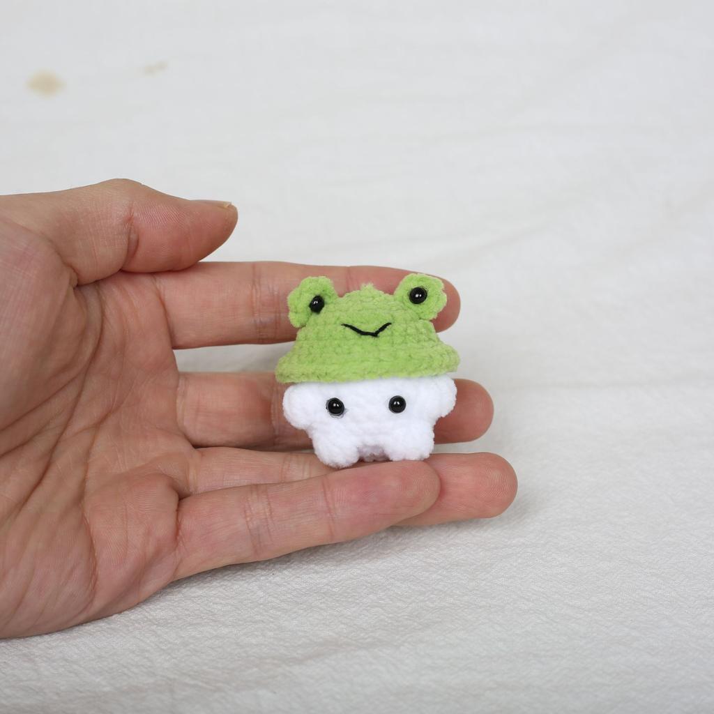 Mini Animal Doll Crochet Keychain For Car Keys Accessories Mini Cartoon Mushroom Series Knitting Doll Cute Keyrings Wholesale