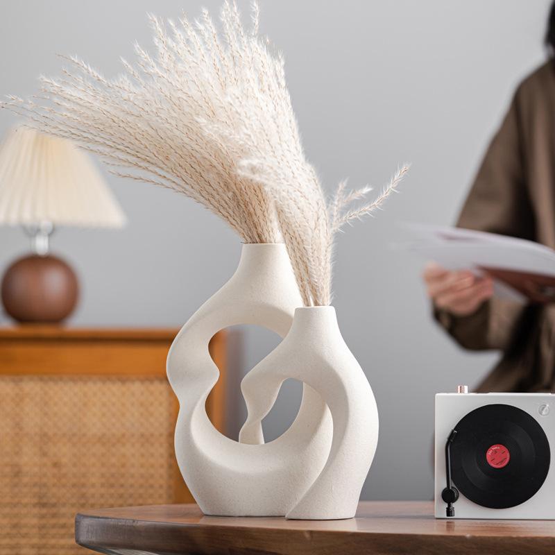 Heißer Verkauf Kreuz-Set Keramikvase Speziell geformter Blumeneinsatz Heim-Tischdekoration