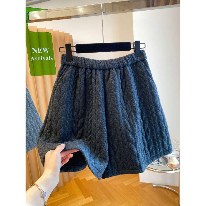 

2025 Women s A-Line Wool Shorts: High-End, Textured Grey, Winter Wear, Loose, Slimming, Versatile, Bootcut XL