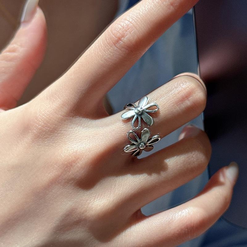 Vintage Hollowed-Out Copper Color Peacock Open Ring For Women Bohemian Unique Design Personalization Charming Jewelry Party Gift