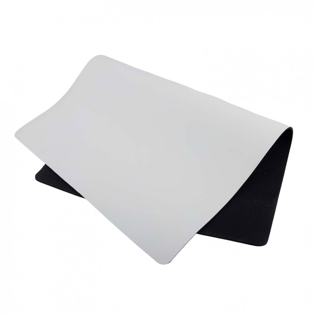 Przyjazna dla środowiska mata łazienkowa zaprojektowana z funkcjami szybkiego schnięcia i antypoślizgowymi