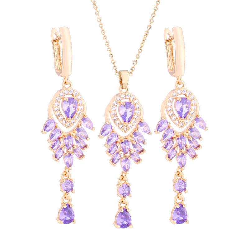 Pendientes de Zirconia de Moda Europea y Americana – Accesorios de Lujo, Exquisitos, Ligeros y Audaces para Mujeres.