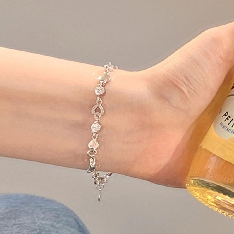 Women Bracelets Heart Zircon Bangle Zircon Bracelets Alloy Material Friendship Bracelets Jewelry Gift for Women Girls