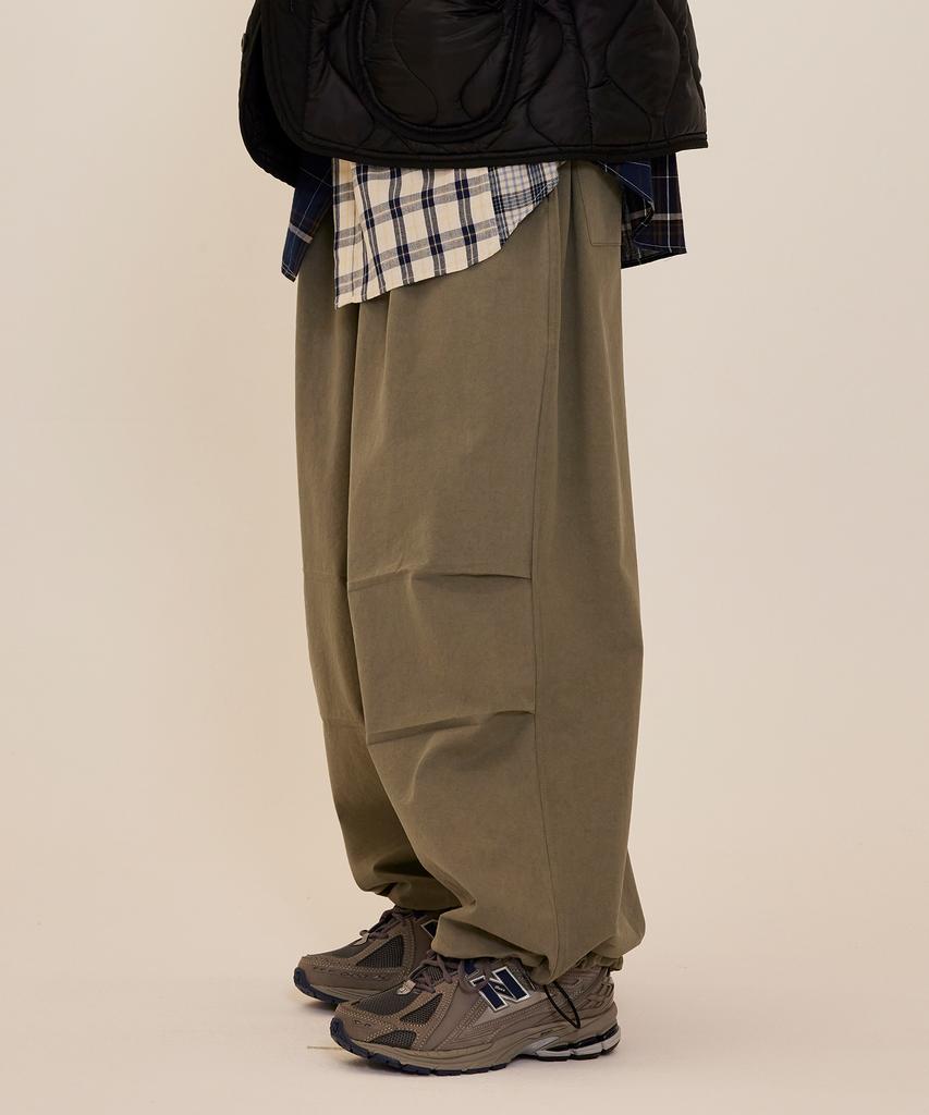 CARGOBROS Cb Crow Wide String Pants (Khaki)