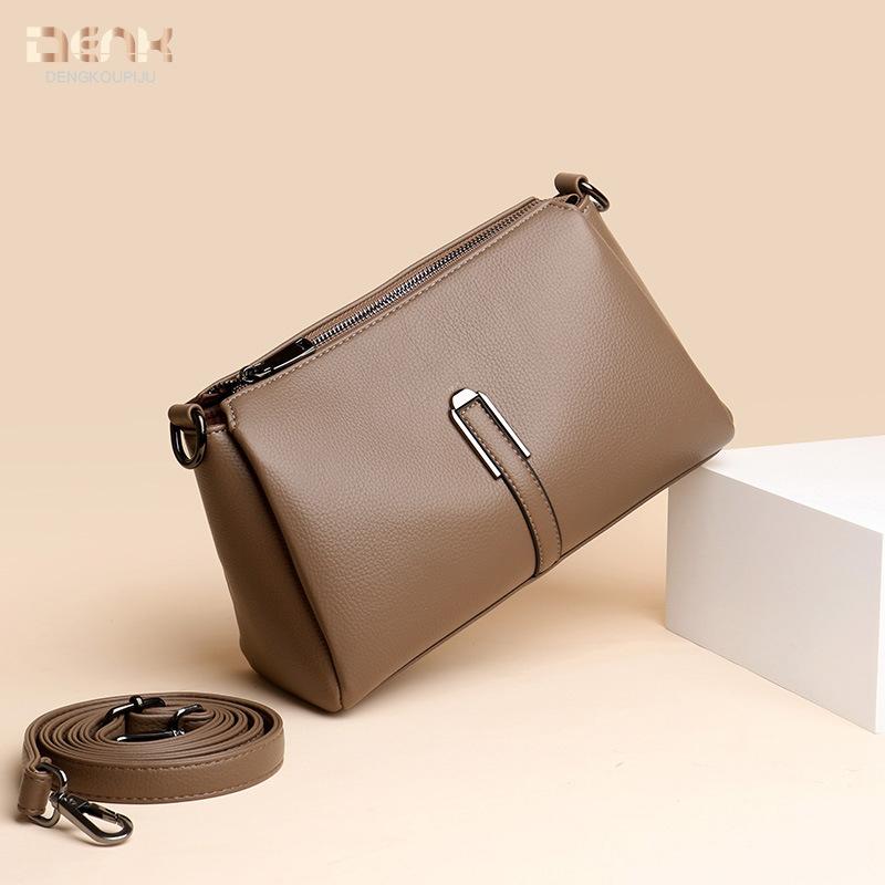 Niche design sense women's bag autumn and winter new pu versatile fashion sense portable messenger bag