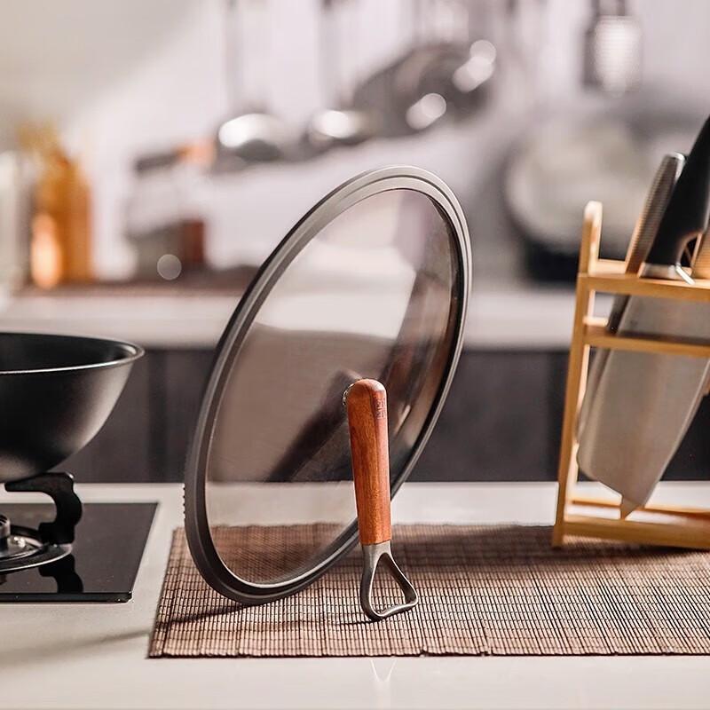 

Sanhe Uncoated Wrought Iron Wok