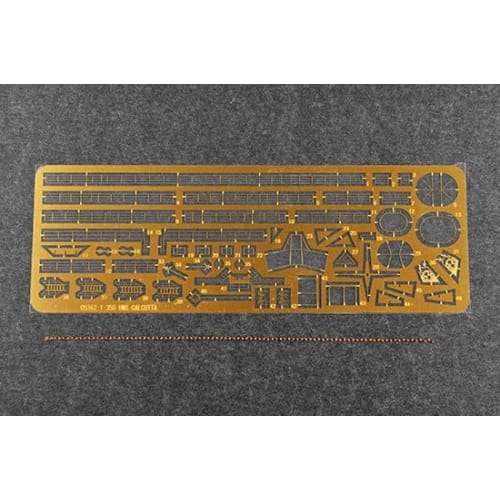 Trumpeter 1/350 Royal Navy Light Cruiser HMS Calcutta Plastic Model 05362