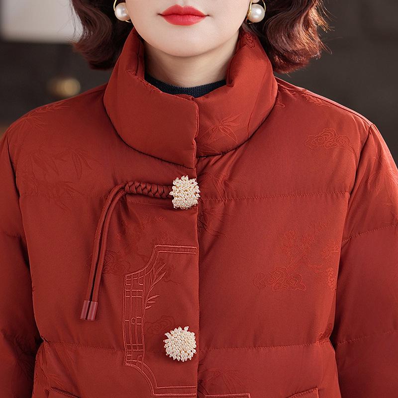 Chic Winter Down Jacket for Middle-Aged and Elderly Women, 90% Down, Short Fit for Petite Moms.