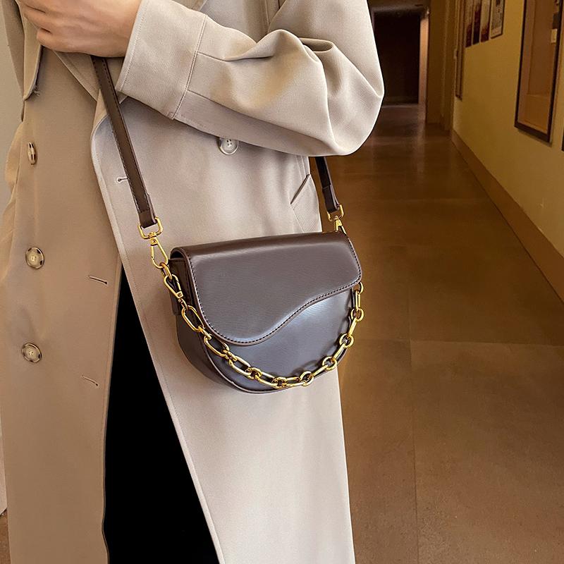 Women's Shoulder Bags  New Fashion Solid Popular Luxury Designer Women's Handbags Trend Solid Underarm Bags