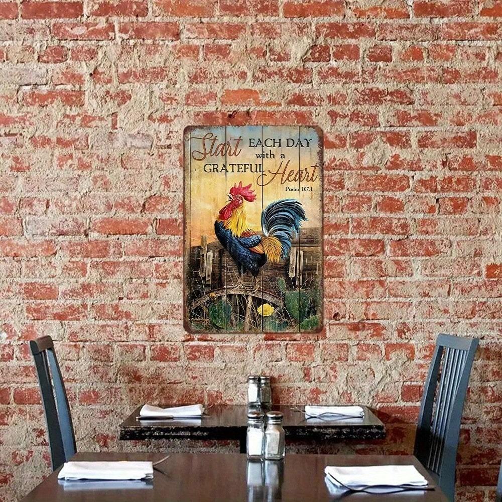 InspirationalFarm Rooster Metal Plaque, Vintage "Grateful Heart Psalm107:1"Decor, Home Art Accent for Farmhouse & Christian Fans