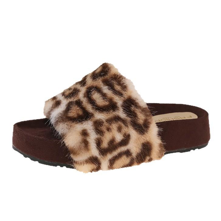 Feenwind Leopardenmuster flauschige Hausschuhe Damen Outdoor 2025 Herbst neu Plüsch klimatisierter Raum faul ein Wort Baumwollmopp