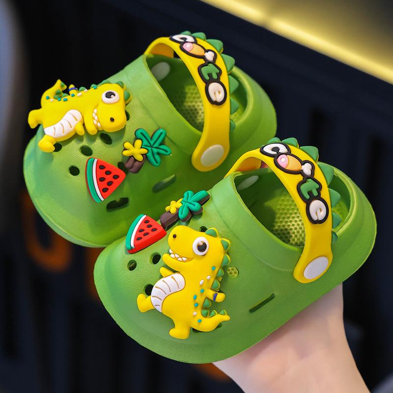 

New Summer Sandals Children s EVA Slippers Baby Girls Shoes Non-Slip Cartoon Cute Infant Boys Garden Beach Sandals Shoes Kids 12CM зелёный