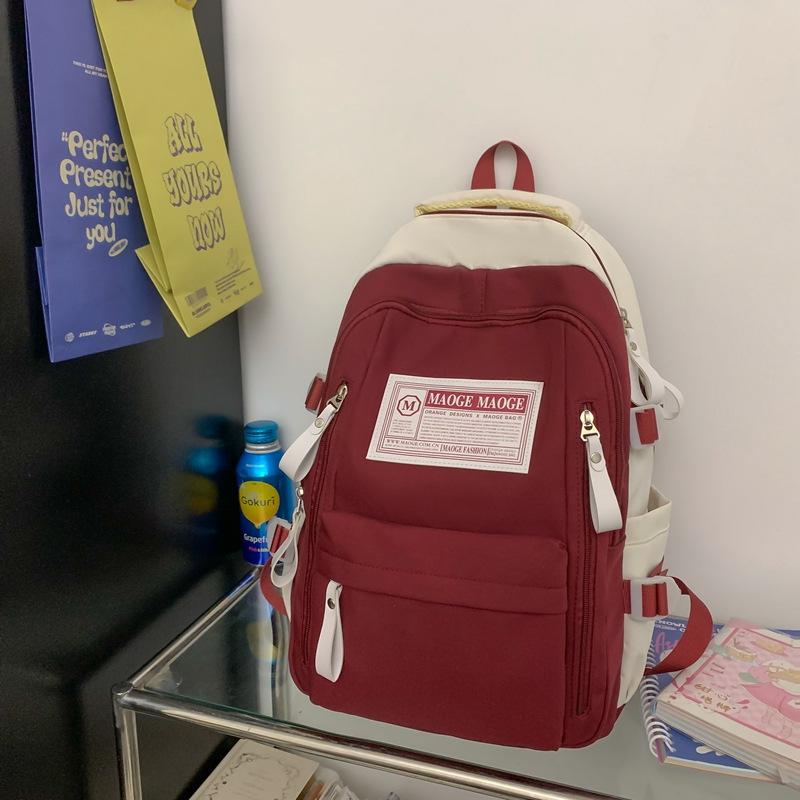 The schoolbag is high-value, fresh and cute, the schoolbag is casual, simple and light, and the commute is versatile and large capacity.