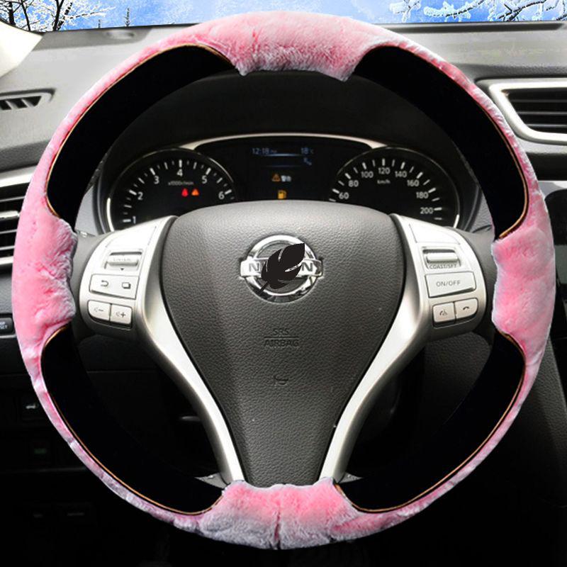 Plush Winter Steering Wheel Cover for Nissan: Sylphy, X-Trail, Qashqai, Kicks, Teana, Bluebird, Tiida
