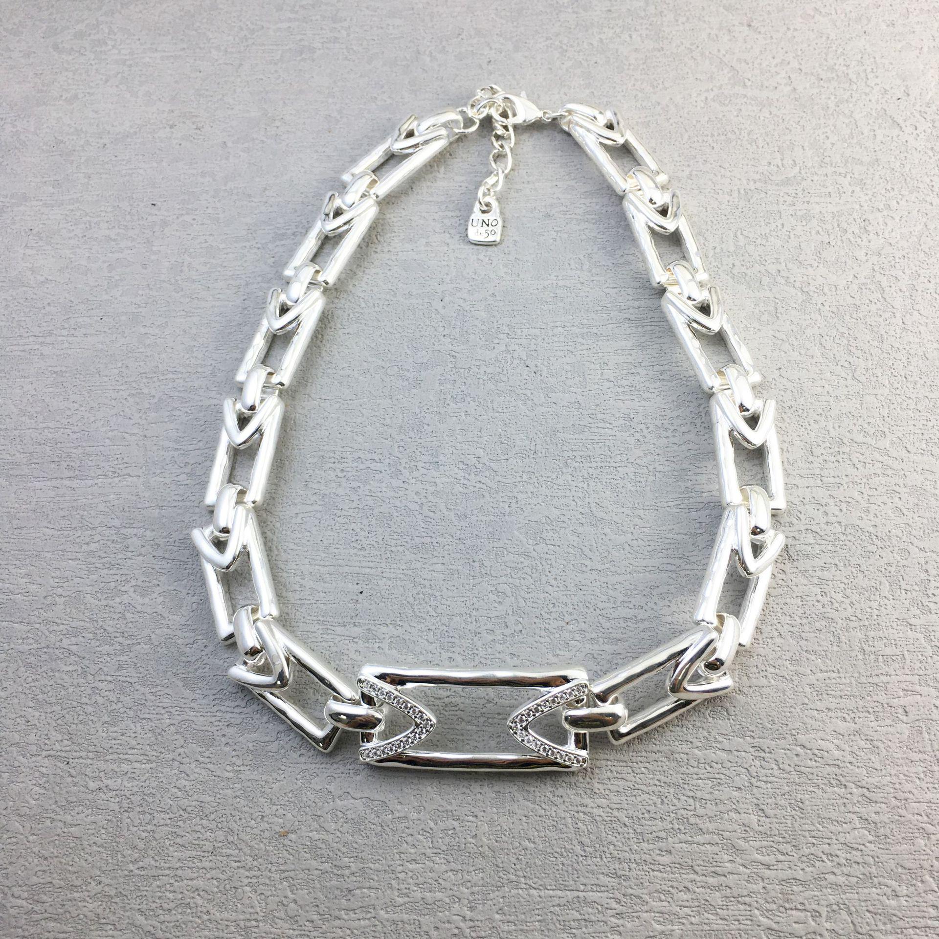 UNOde50 Unisex Minimalist Geometric Necklace & Ring Set - Stylish, Versatile, and Handmade in Spanish Niche