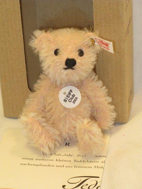 Steiff Limited Gift Bear Teddy 2003 Edition "Club 2003" Pink
