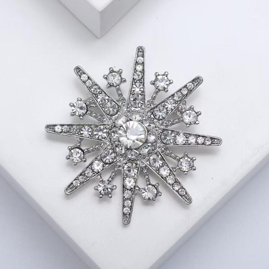 Elegant Silver Snowflake Diamond Brooch - Women's Luxury Corsage Accessory.