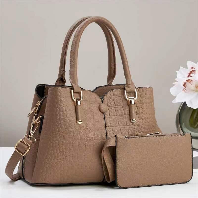Stylish High-end Large Capacity Mother And Child Shoulder Bag For Trendy Women