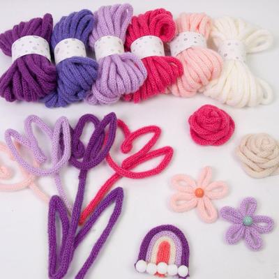 6 Pieces Knitted Yarn Chunky Yarns 5M Easy Arts Cushion Colorful DIY with 2 Large Eye Neddle, Roll