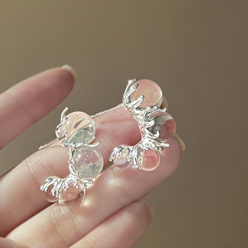 1 Pair Ice Permeating Beaded Unique Earrings Personality Earrings Minimalist