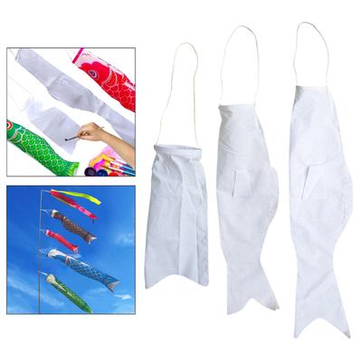Leerer fischförmiger Koinobori Japanischer Karpfen Stoffbanner Hängende Fahne Kleine Spaßflagge für Outdoor-Party-Dekoration