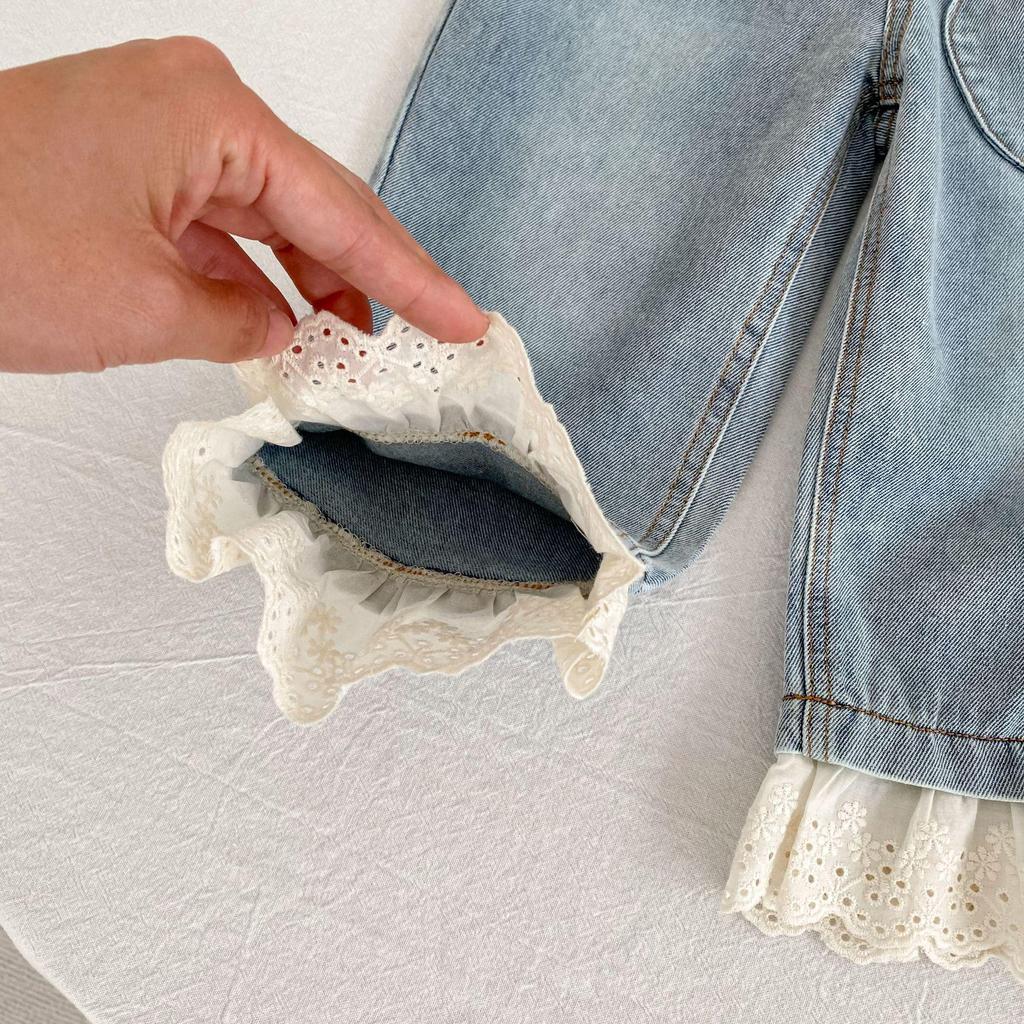Girls' Sweet Korean Style Lace-Trim Elastic Waist Jeans