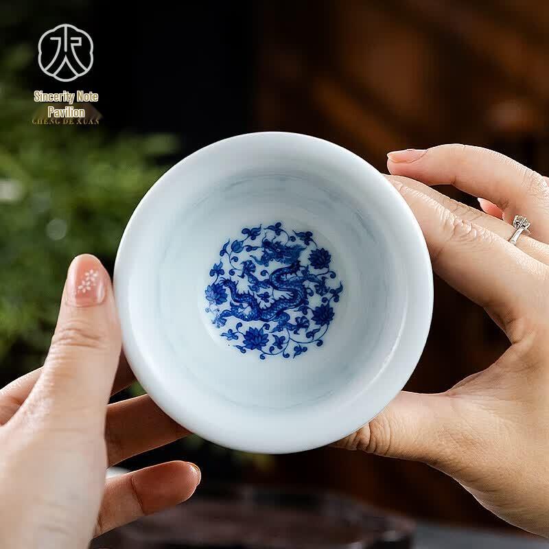 Chengedxuan Jingdezhen Hand-painted Dragon Master Tea Cup