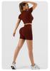 Ensemble de Sport pour Femme : Haut à Col Montant Manches Courtes Fermeture Éclair et Short Ribbed Taille Haute Contrôle du Ventre Lifting des Fesses