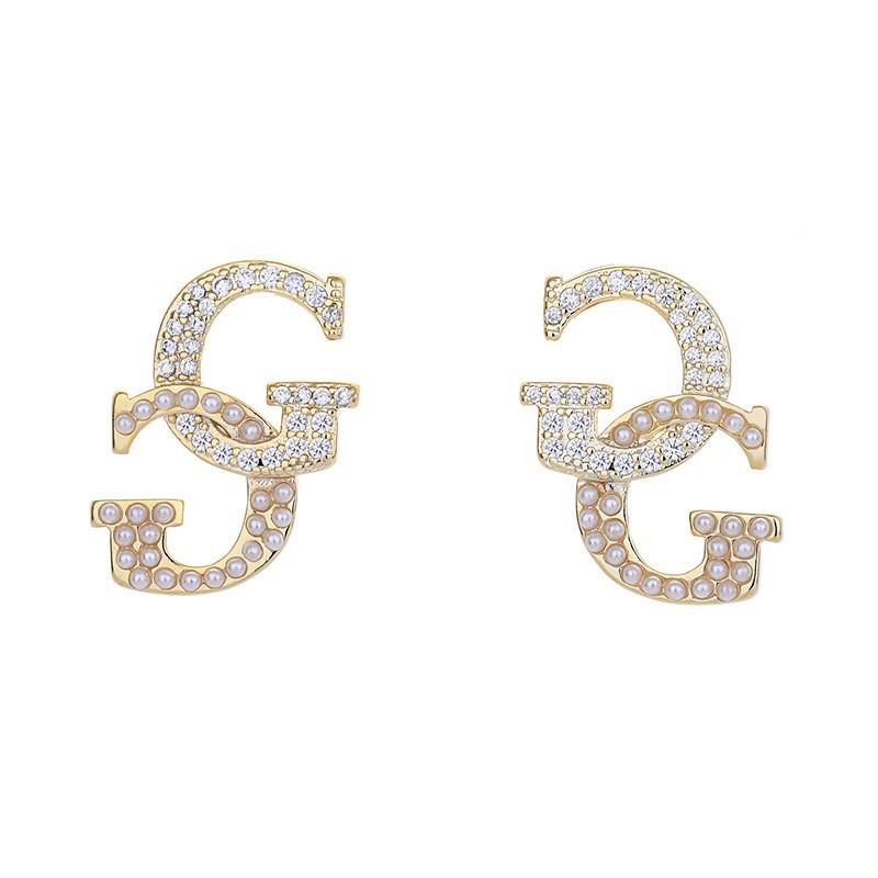

Zircon Diamond Letter Earrings Versatile Pearl Earrings Commuting Earrings for Women