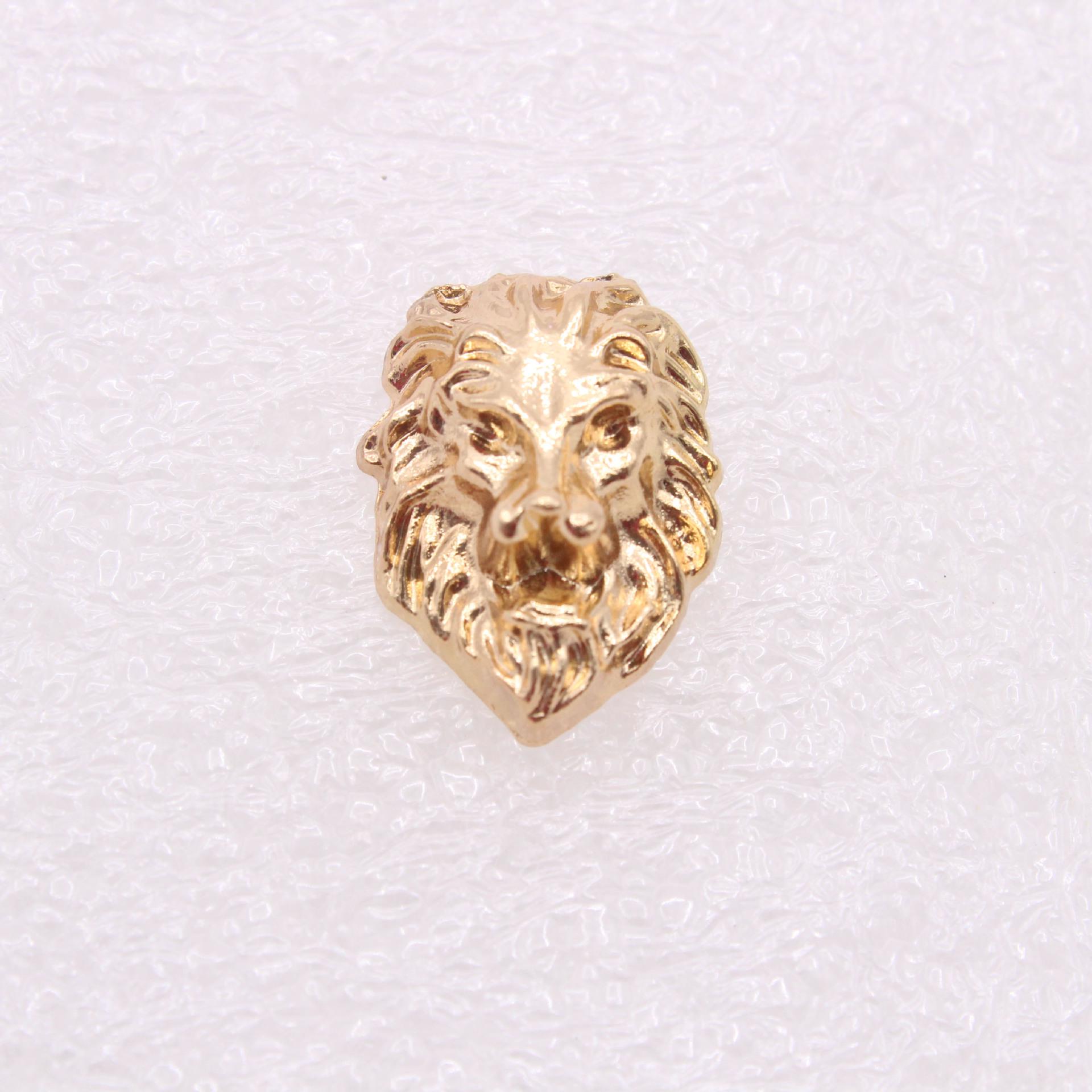European  American Vintage 3D Metal Lion Head Brooch Pin for Men  Women