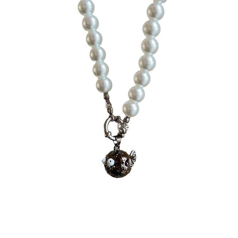 Cute Fun Cartoon Small Puffer Fish Pendant Pearl Necklace Women'S Personality Fashion Exquisite Elegant Versatile Neck Chain Sweater Chain