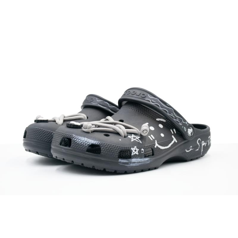 Crocs Classic Clog Smiley Graffiti EVA Fun Woven Hole Shoes Unisex Black