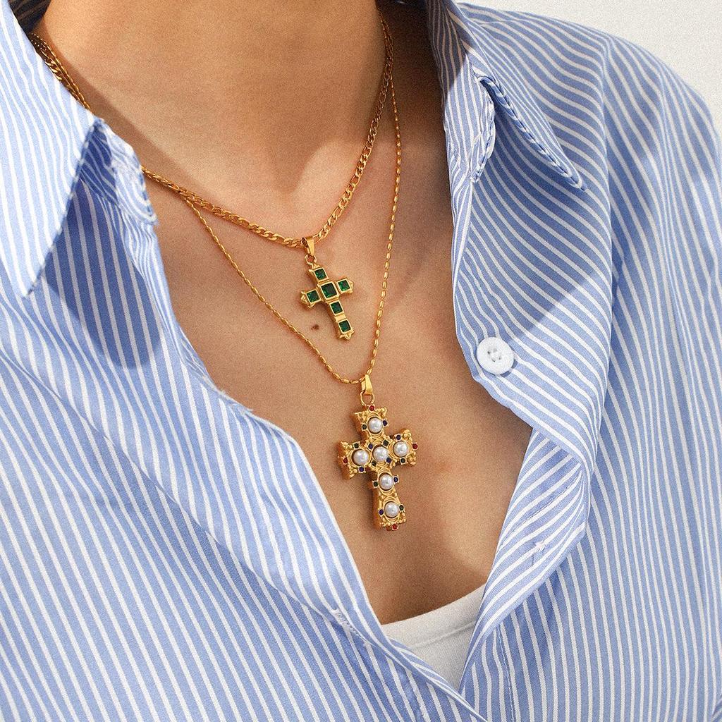 Heiß verkaufende französische Edelstahl-Kreuzkette mit Zirkon- und Perlenanhänger