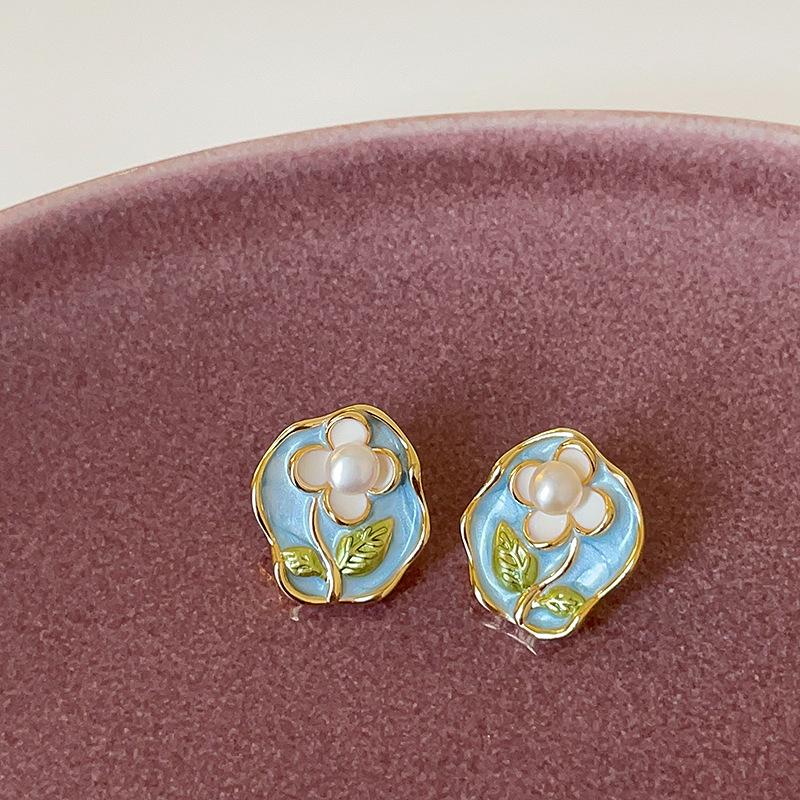 

Литературный ретро стиль масляной живописи Цветочные жемчужные серьги-гвоздики женские легкие роскошные элегантные изысканные модные трендовые универсальные серьги