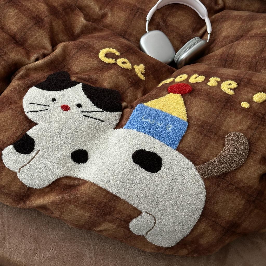 Cute Cat Embroidered Autumn Winter Warm Bedding Set Milk Velvet Thicken Warmth Duvet Cover Set with Sheet Quilt Cover Pillowcase