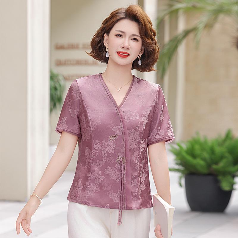 

Chic Summer V-Neck Loose-Fit Short-Sleeve Shirt for Moms in Chinese National Style XL фіолетовий