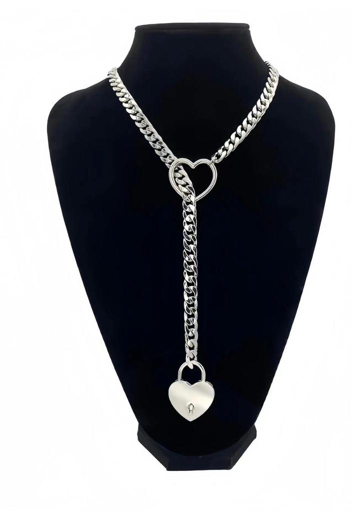 Retro Stylish Heart Pendant Necklace With Geometric Design Perfect For Couples Gift