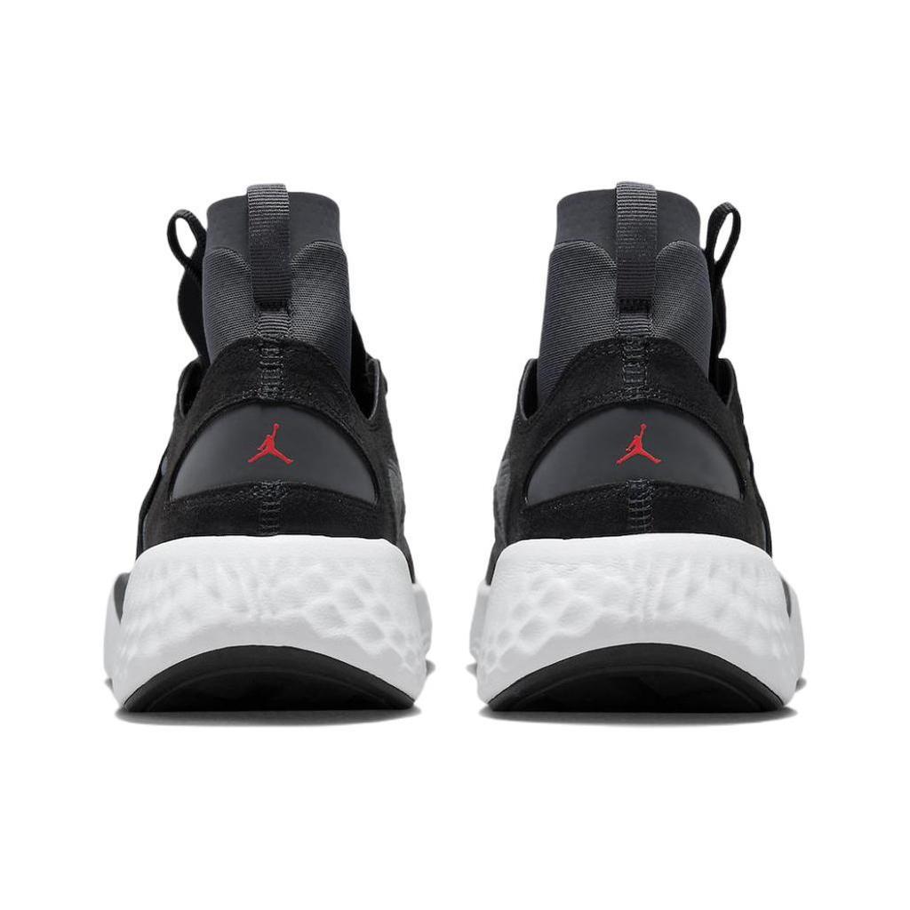 Jordan Delta 3 Mid Black Chile Red DR7614-060