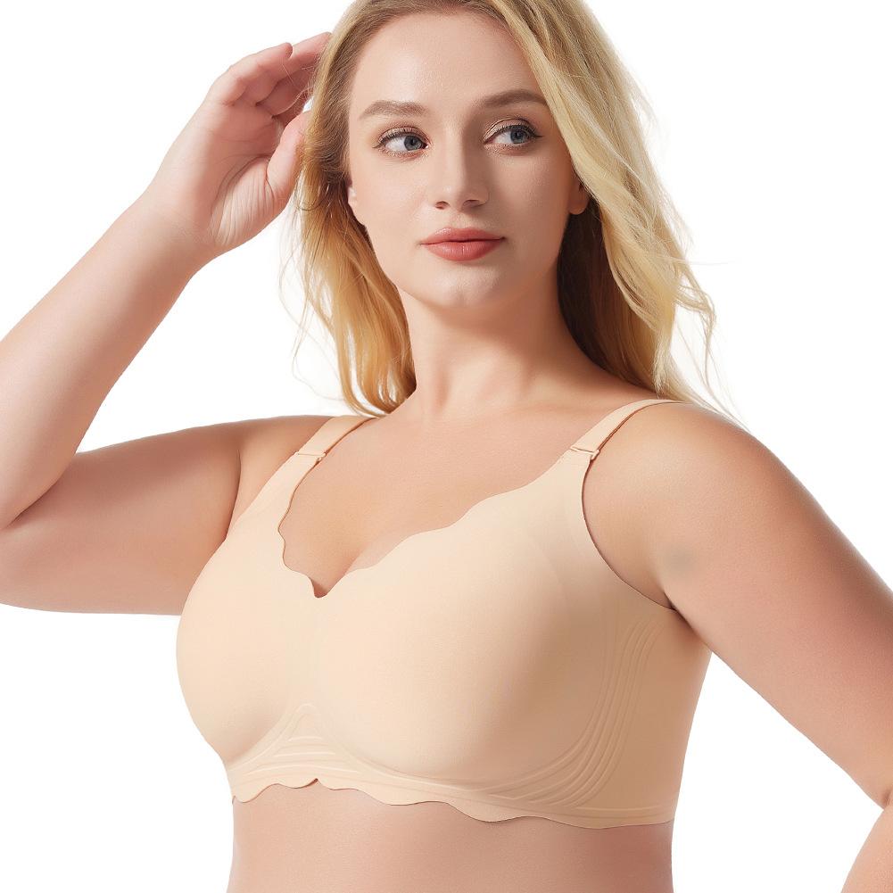 Fashionable Women's Lingerie: Wave-Patterned Seamless Push-Up Bra In Plus Size for Women - Flattering Silhouette and Slimming Effect