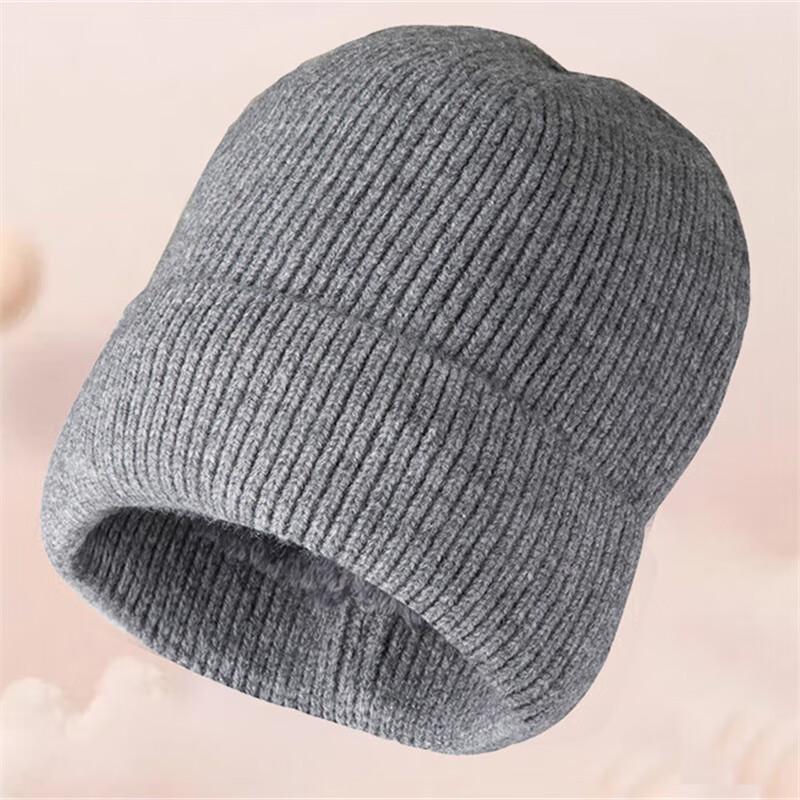 Elegant Hat and Scarf Set