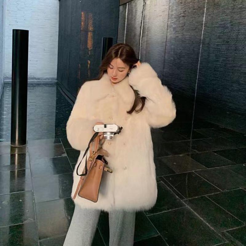 New Fur Coat Women's Autumn and Winter Cotton Warm Plush Loose Temperament Women's Coat