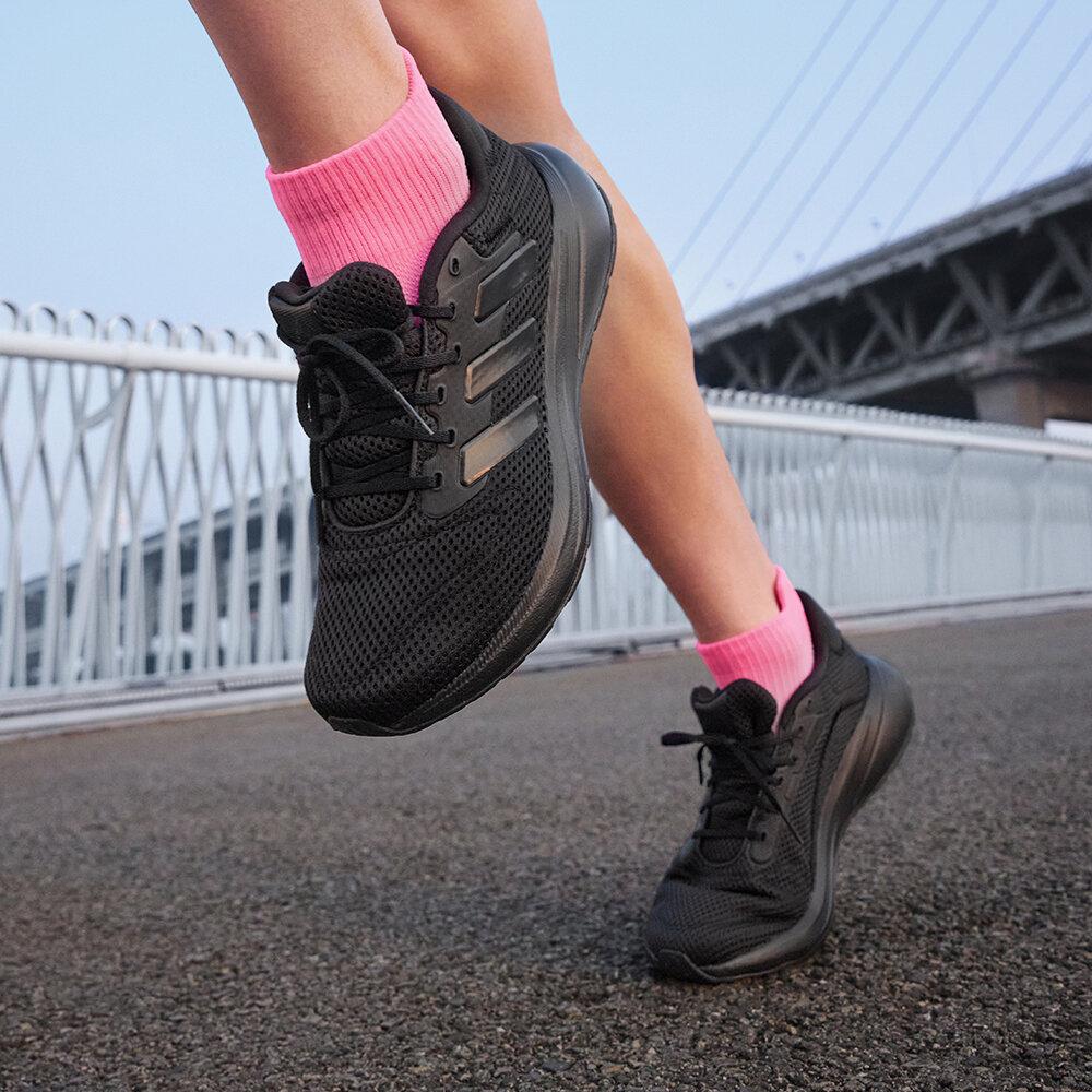 adidas Response Runner  Triple Black  37