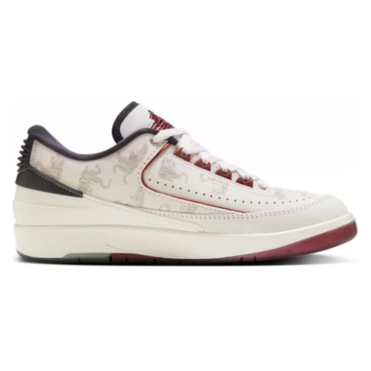 Dámské tenisky Air Jordan 2 Retro Low Rok Draka Krémová Plachetnicová Cedrová FJ5736-100