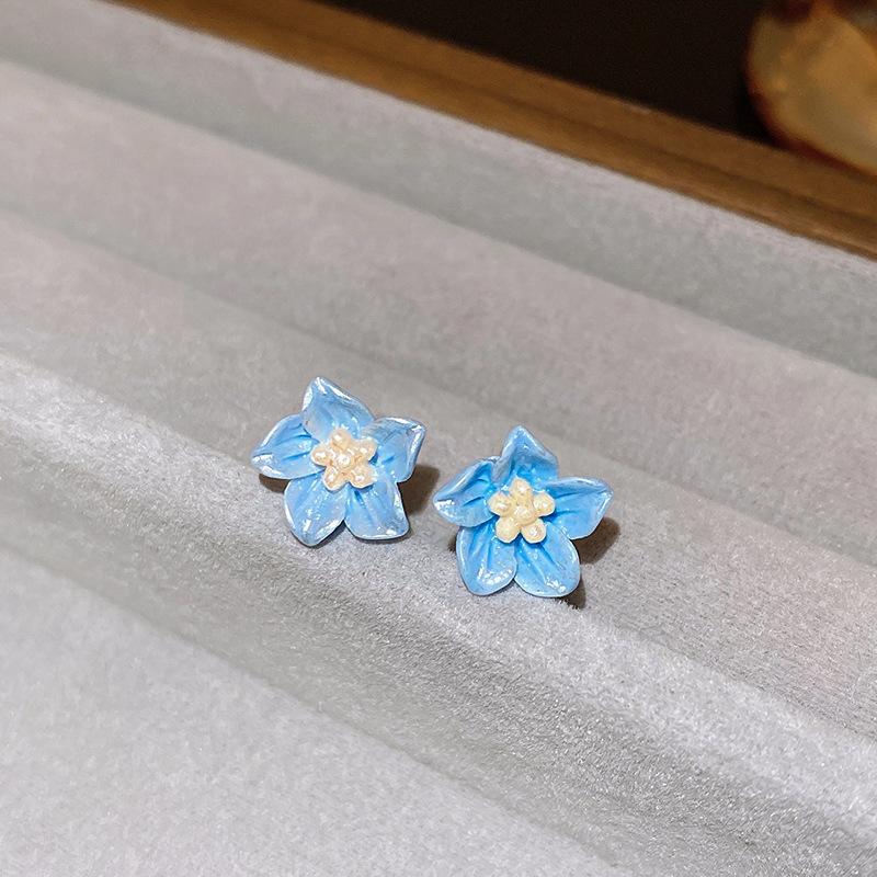 Small Fresh Resin Flower Earrings for Women Simple  Fashion Cute Camellia Stud Earrings Mini White Pink Blue Jewelry