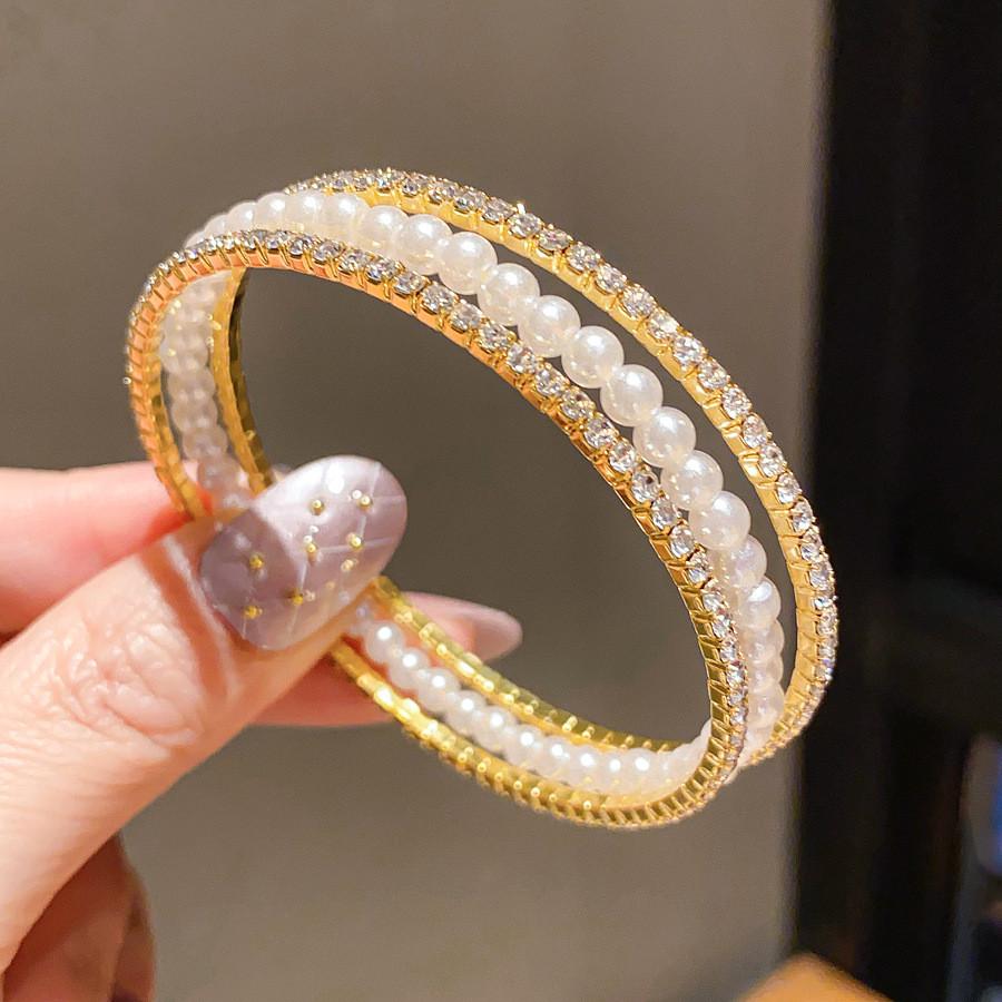 Pearl Beaded Threelayer Open Bracelet With Rhinestone Embellishments For Elegant Womens Jewelry